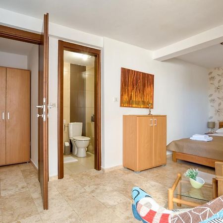 Apartman Marija Lux 스베티스테판 외부 사진