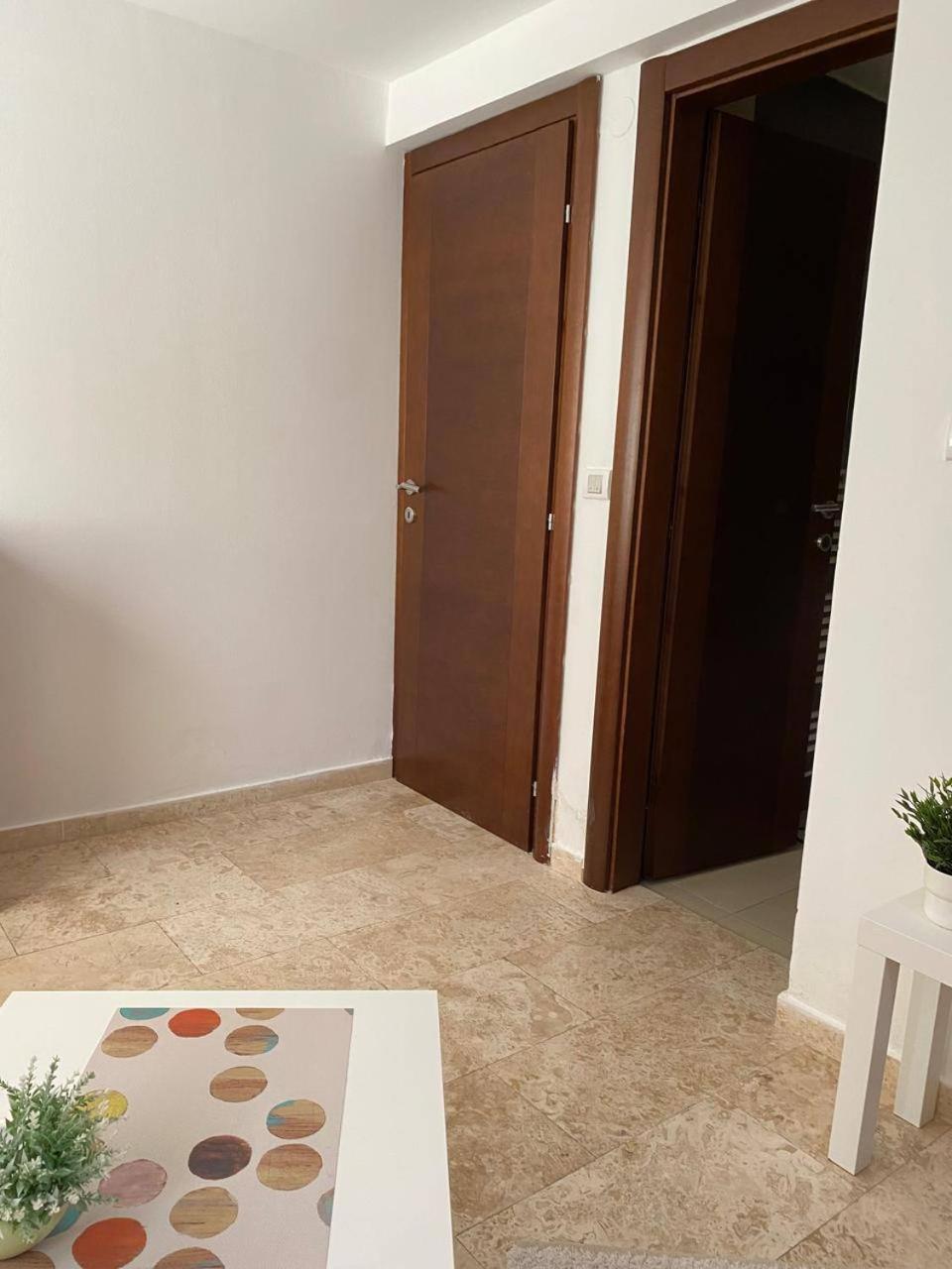 Apartman Marija Lux 스베티스테판 외부 사진
